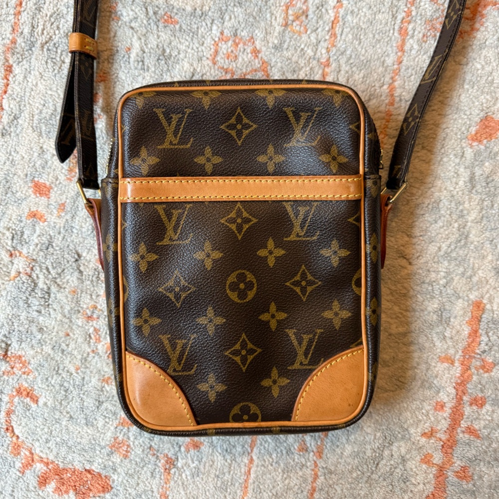 Louis Vuitton Monogram Danube Shoulder Bag 🤎